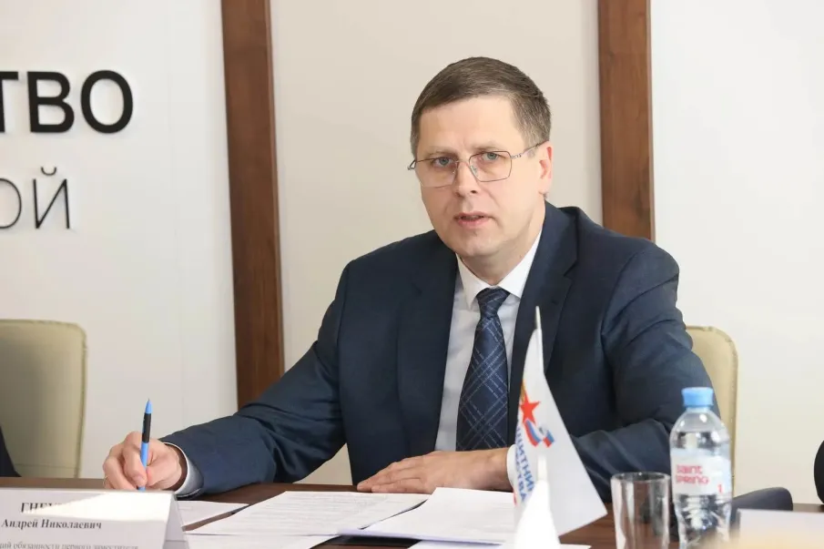 Андрей Гнеушев подвел итоги работы межведомственной комиссии по поддержке участников СВО в 2025 году