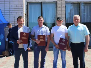 На торжественной церемонии , посвященной празднованию Дня России