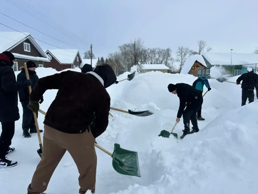 СНЕЖНЫЙ ДЕСАНТ