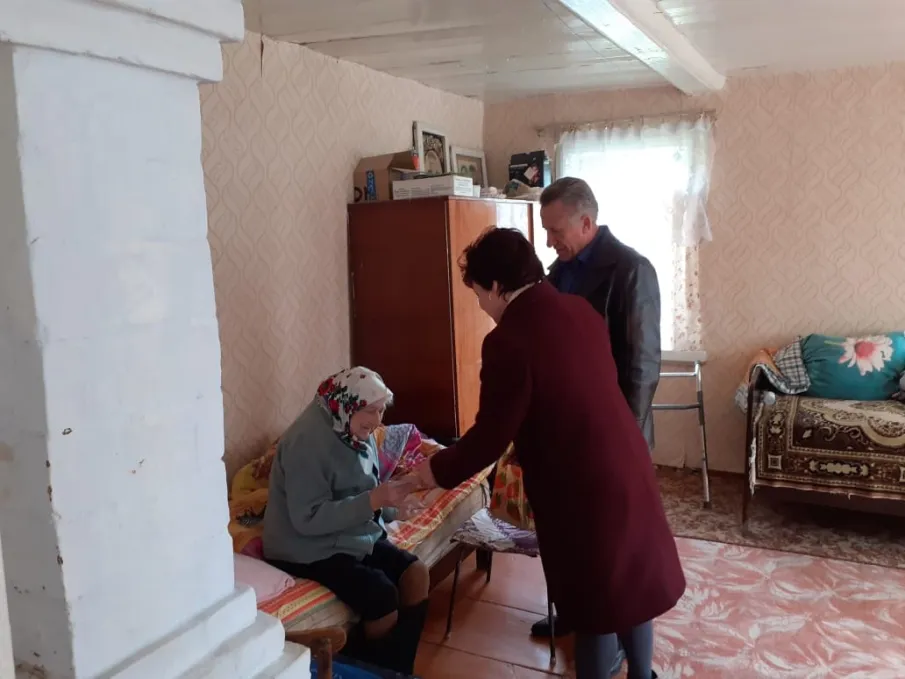 Поздравление тружеников тыла